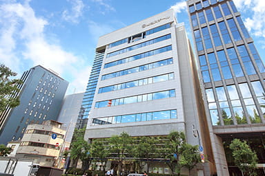 本社外観